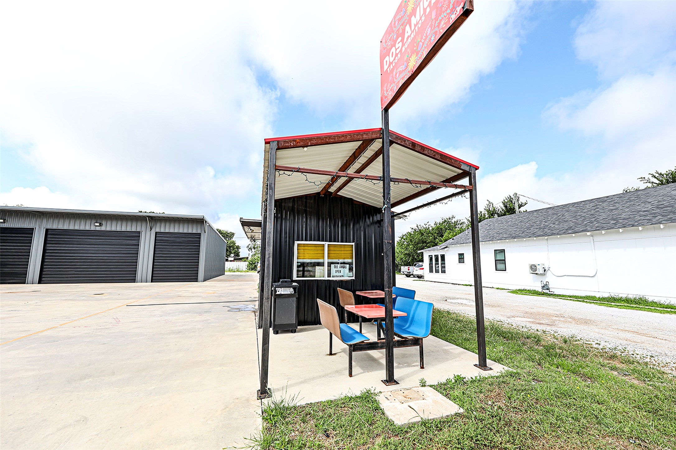 406 W Wise Street Bowie TX 76230