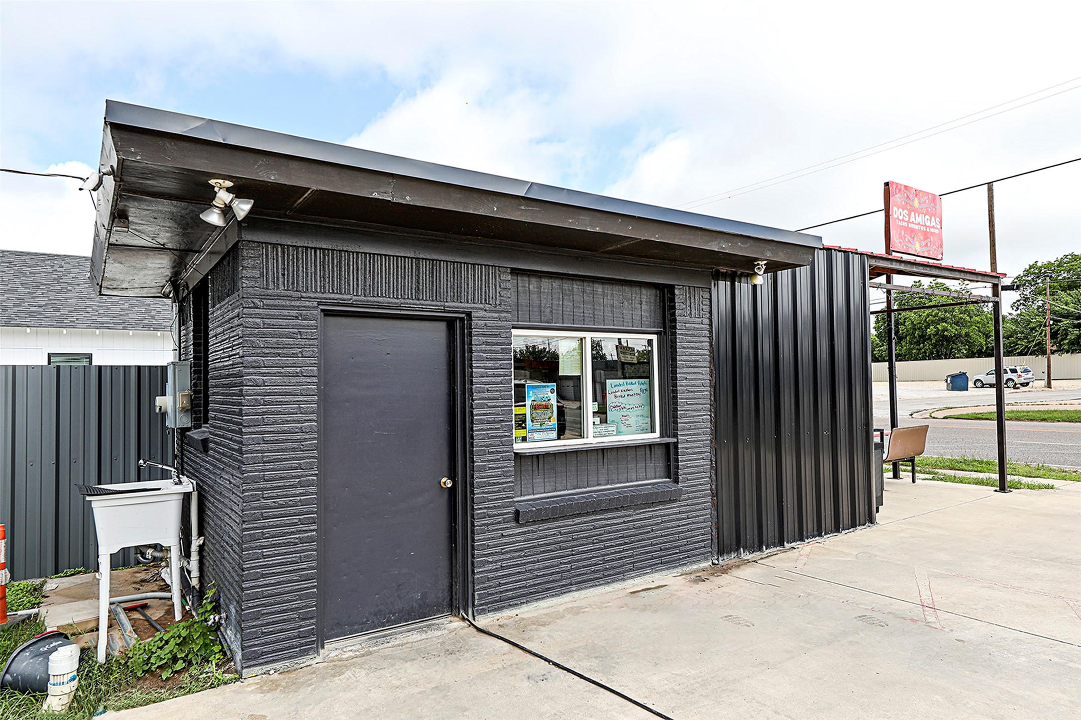 406 W Wise Street Bowie TX 76230