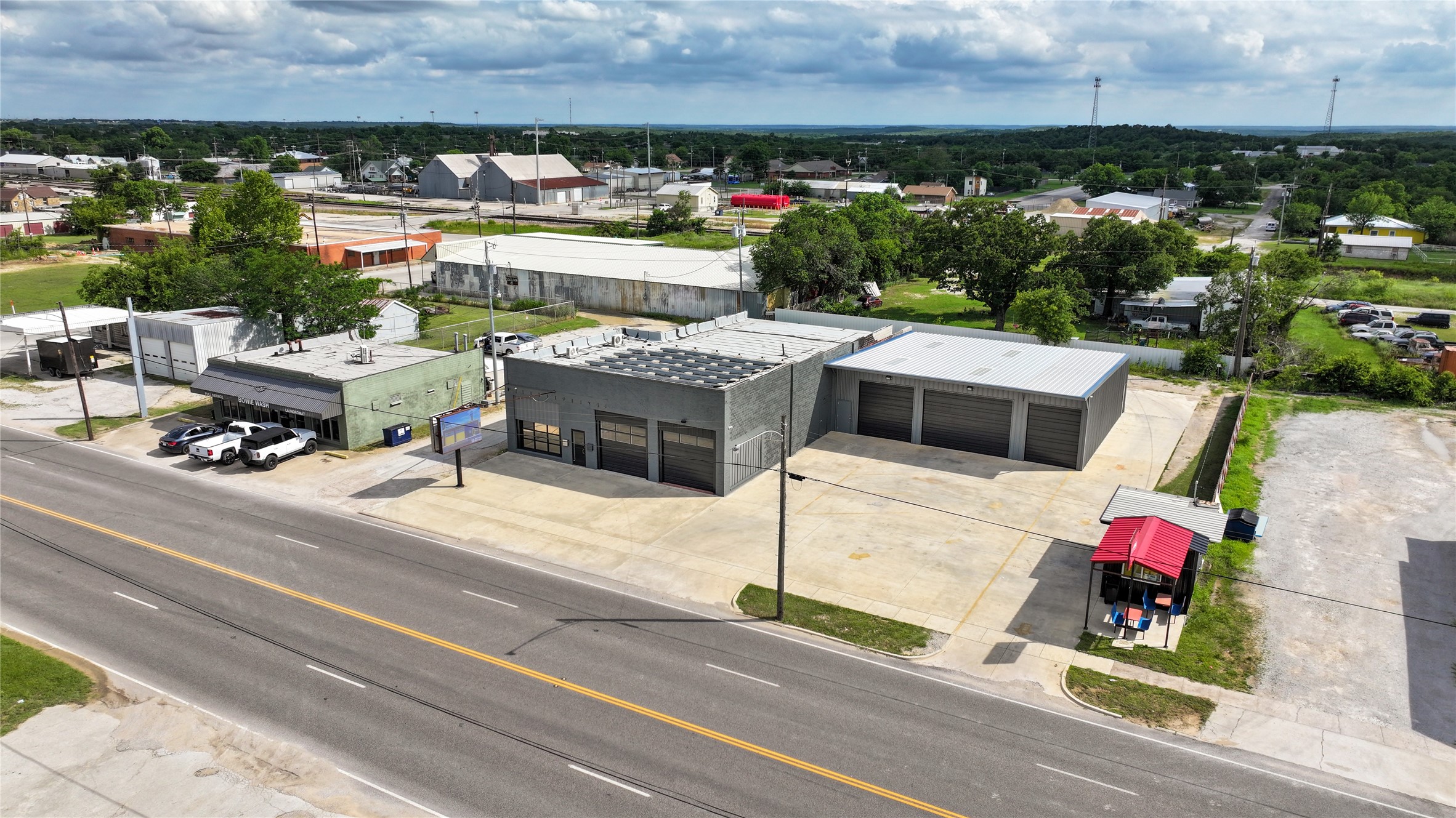 406 W Wise Street Bowie TX 76230