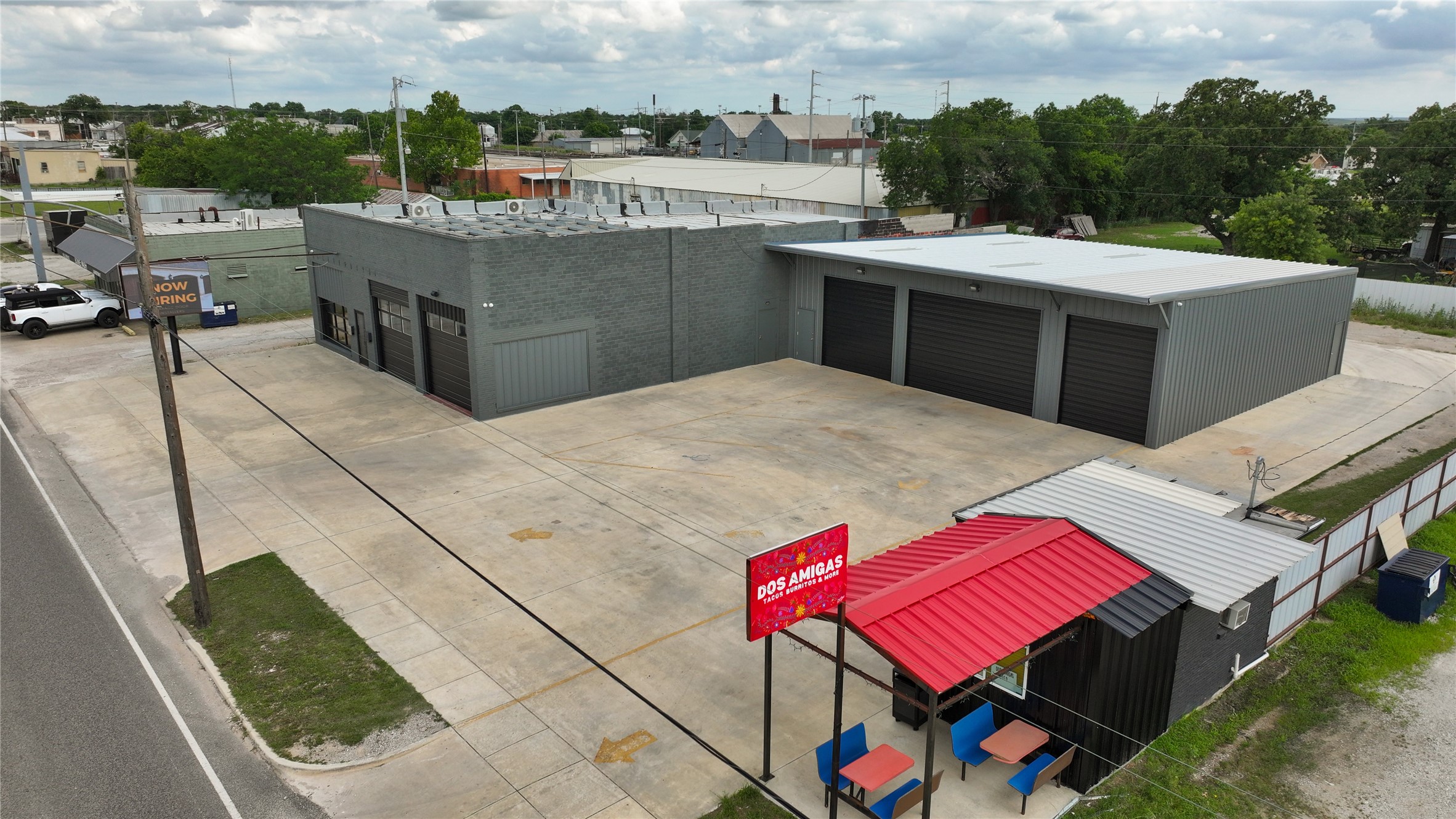 406 W Wise Street Bowie TX 76230