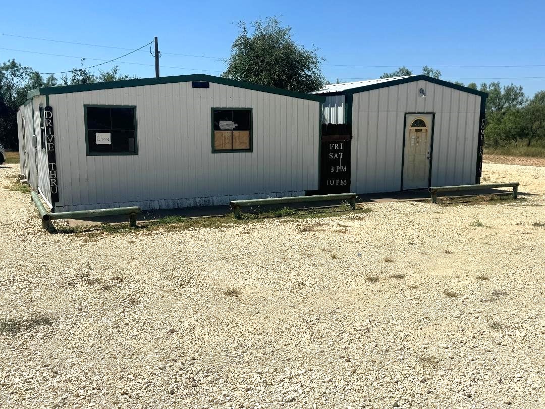 2975 Fm 1929 Voss TX 76888