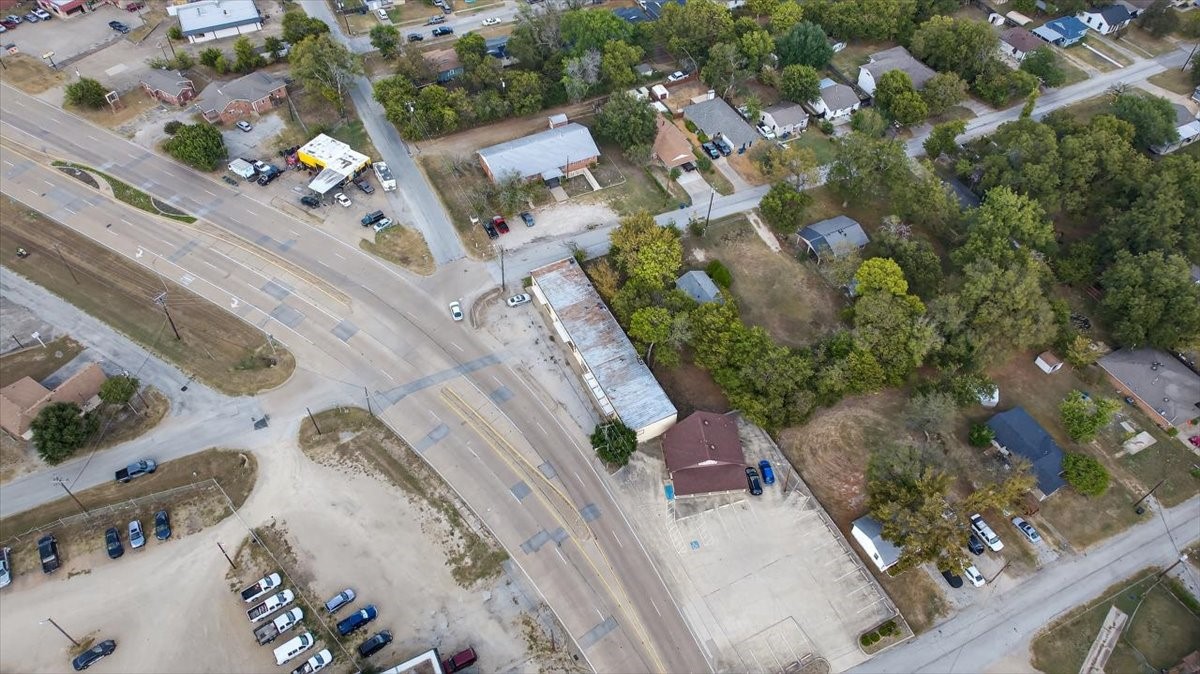 1010 N Dallas Avenue N Lancaster TX 75146