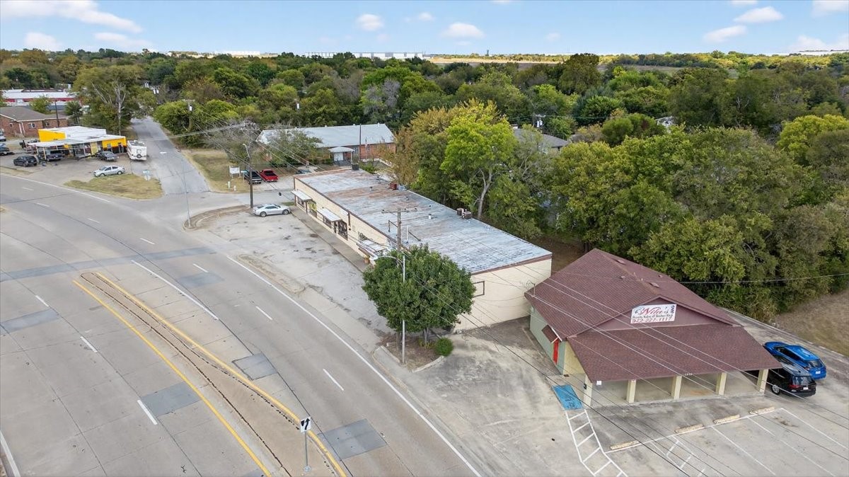 1010 N Dallas Avenue N Lancaster TX 75146