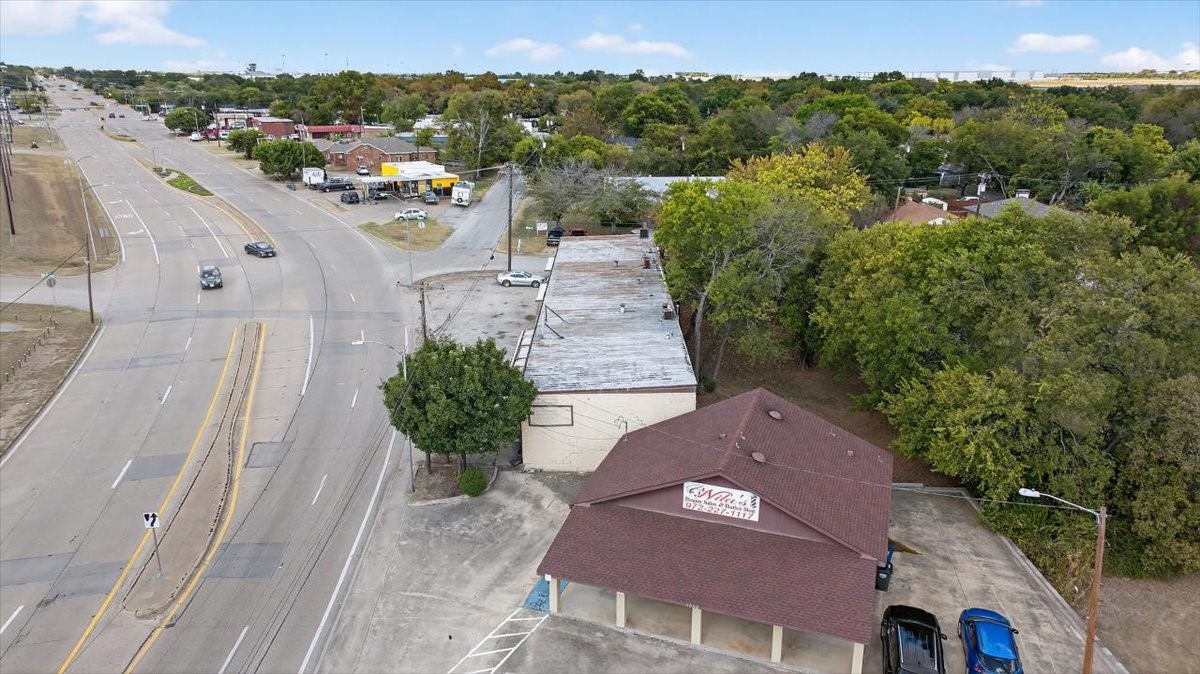 1010 N Dallas Avenue N Lancaster TX 75146