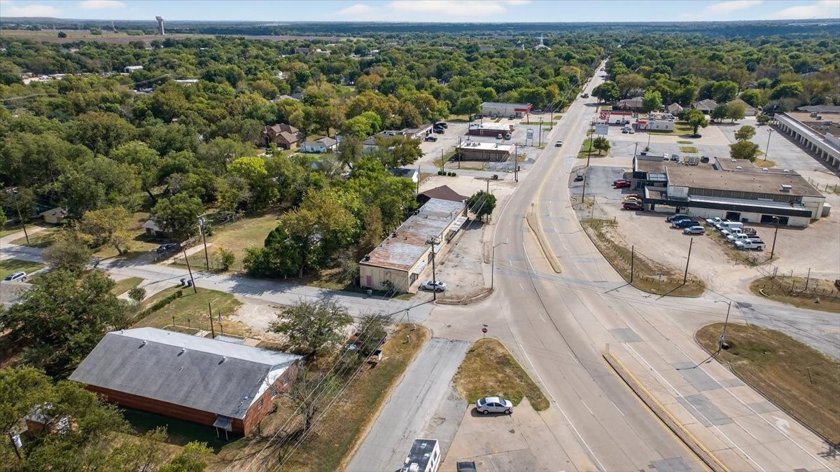 1010 N Dallas Avenue N Lancaster TX 75146