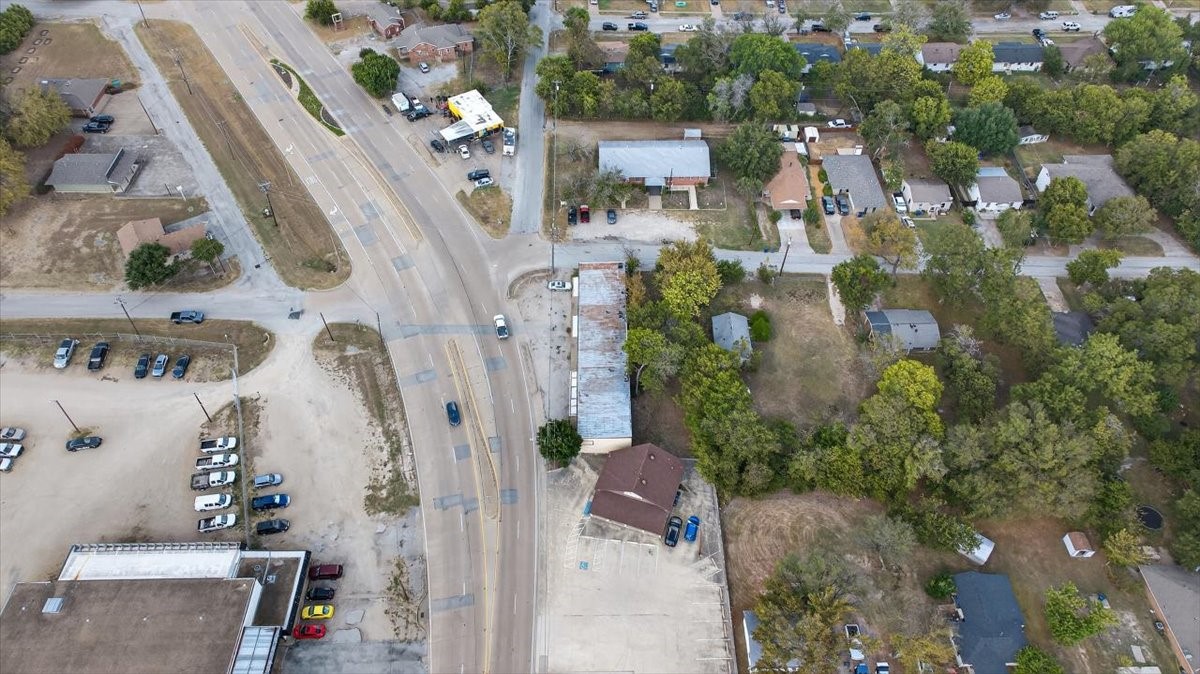 1010 N Dallas Avenue N Lancaster TX 75146