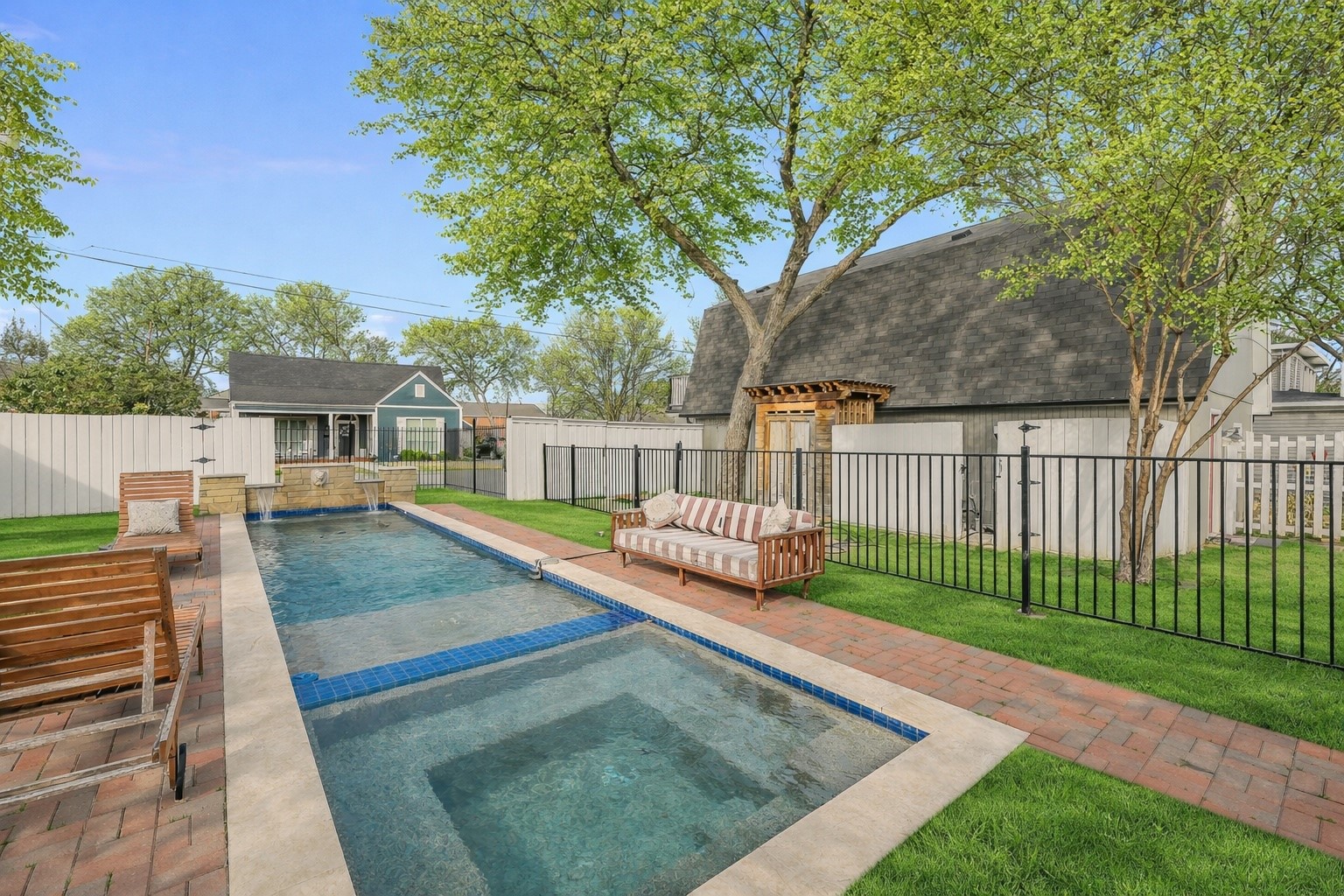811 N Church Street Mckinney TX 75069