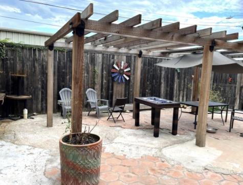 127 N Houston Street Comanche TX 76442