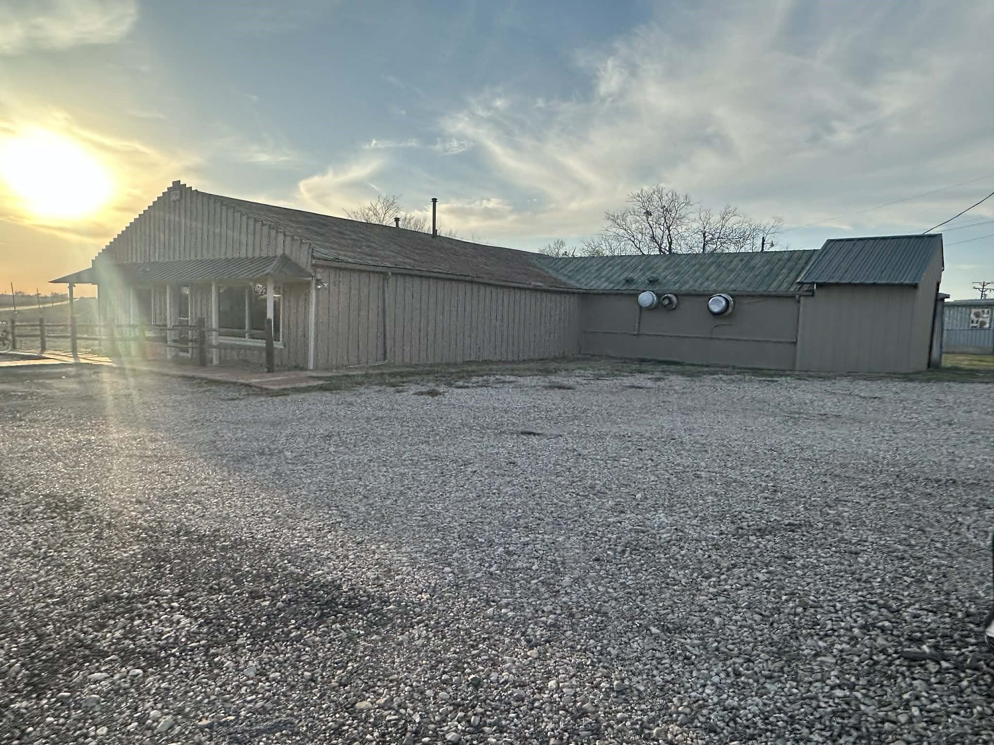 1502 W Main Street Street Honey Grove TX 75446