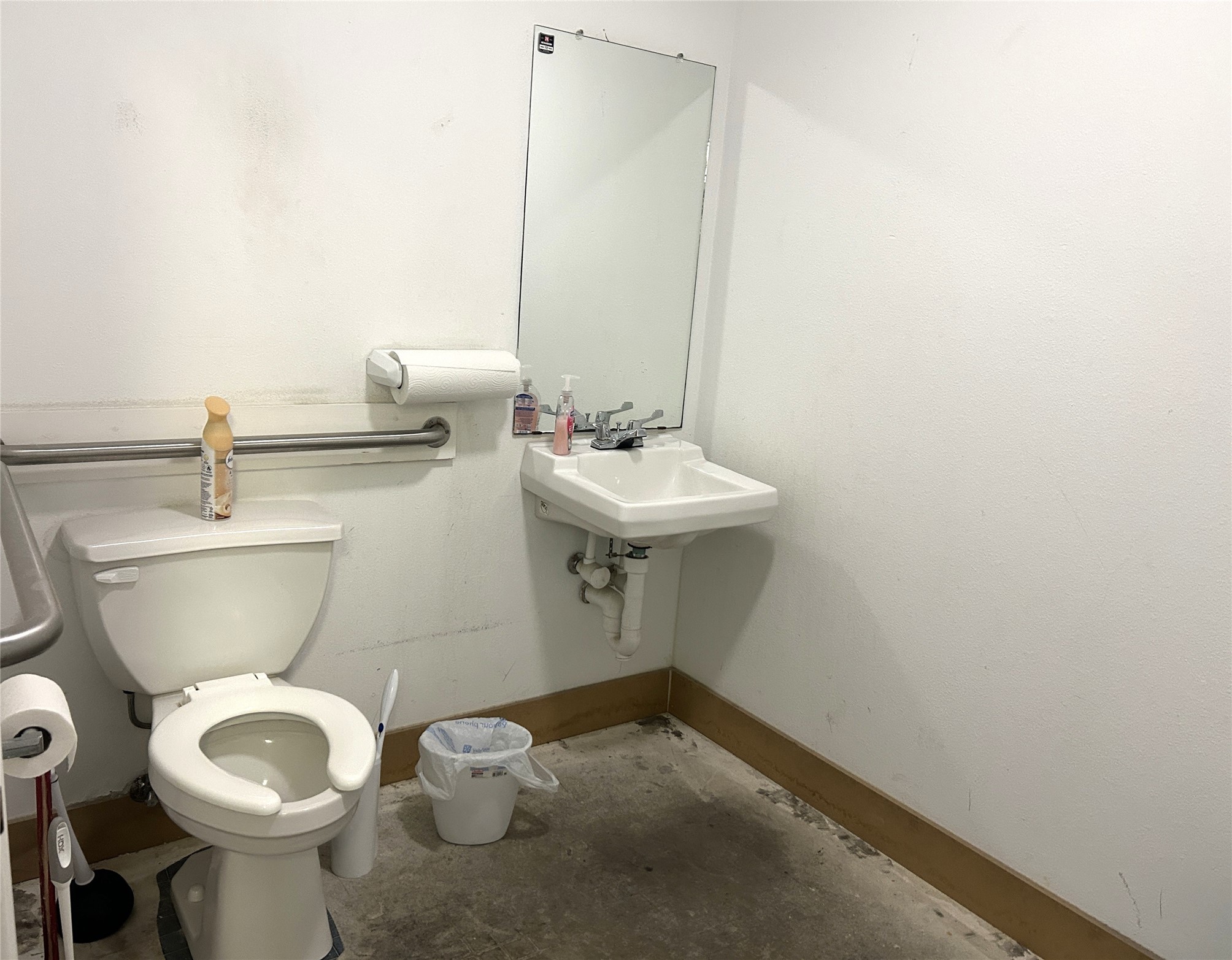 400 E Highway 67 Alvarado TX 76009