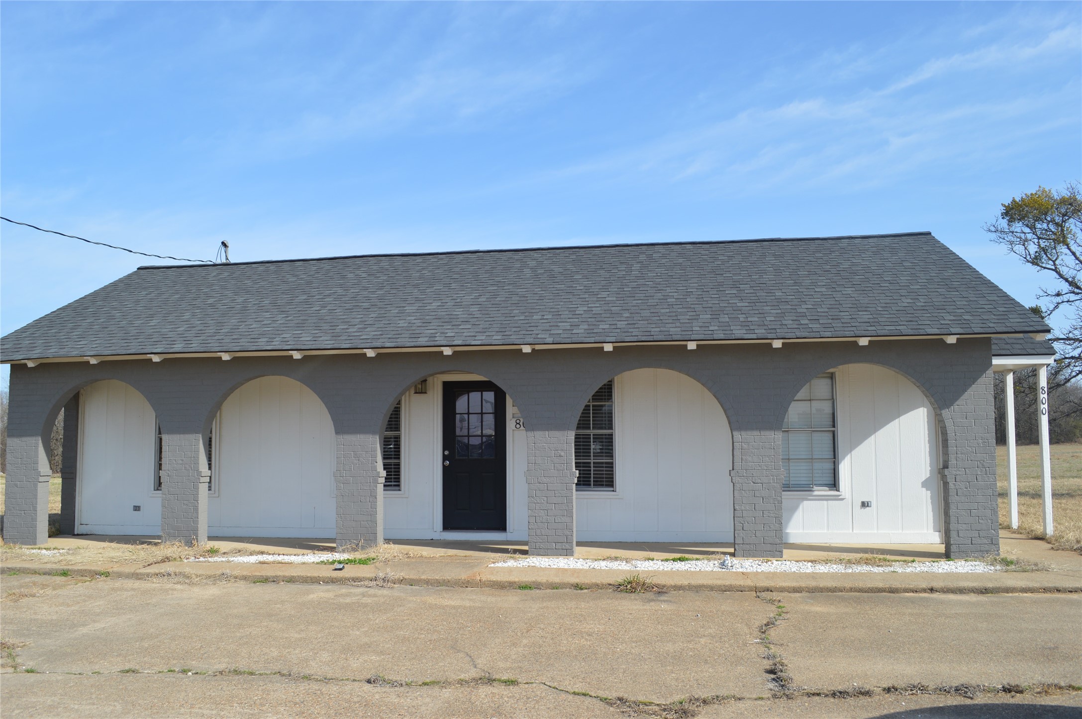 800 W Front Street De Kalb TX 75559