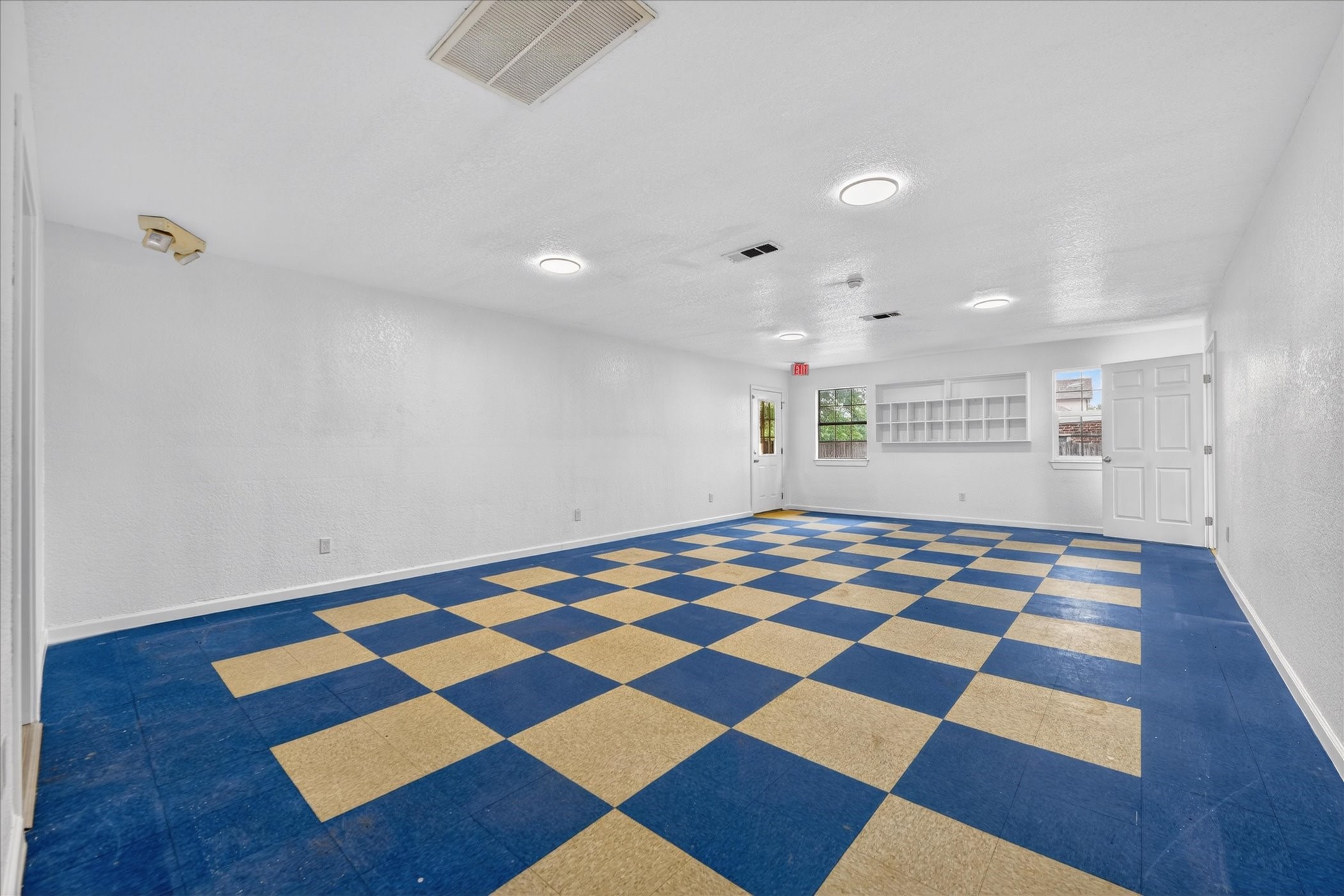 936 E Highway 199 Springtown TX 76082