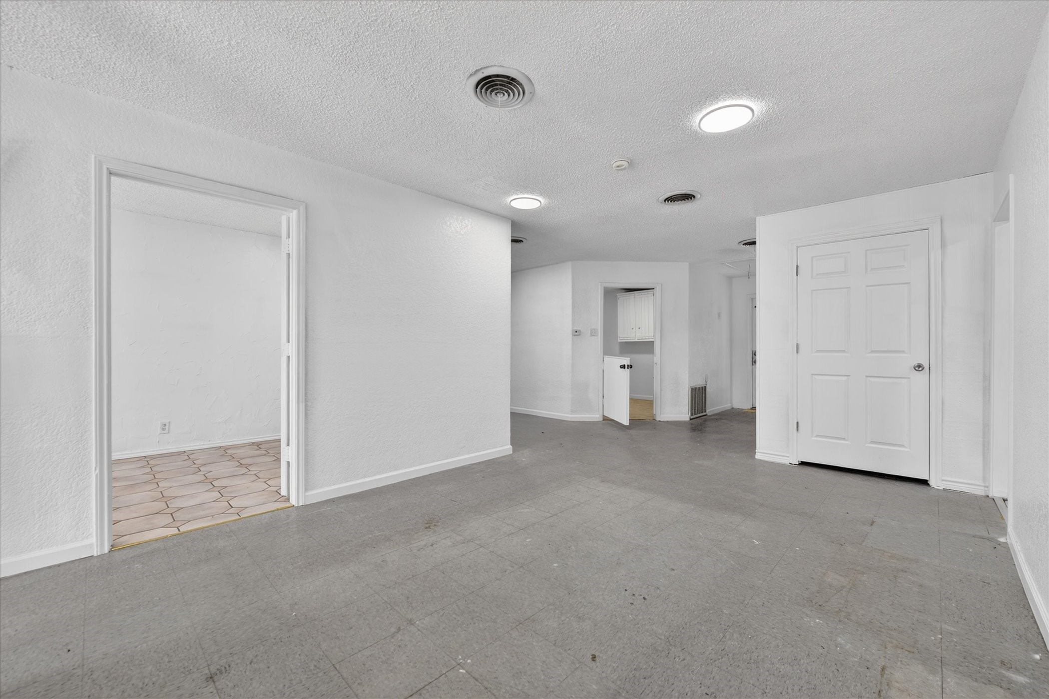 936 E Highway 199 Springtown TX 76082