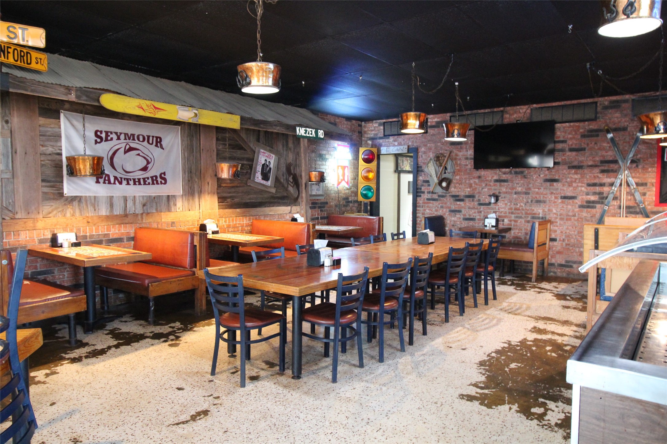 700 W California Street Seymour TX 76380