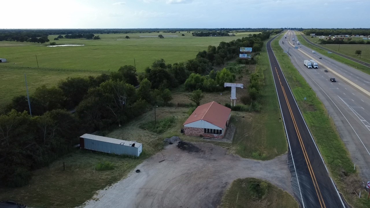 7002 S Interstate Highway 45 W Corsicana TX 75109