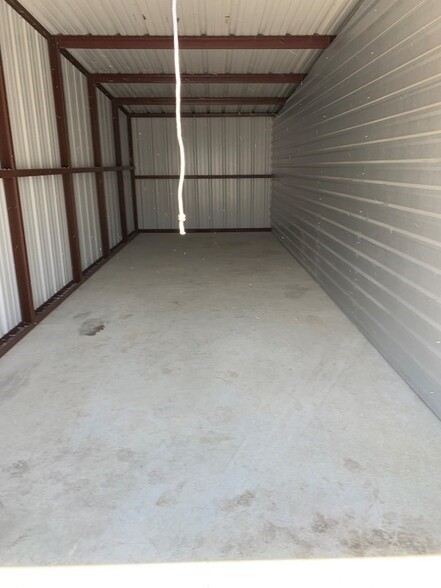 1309 N Stemmons Street Sanger TX 76266