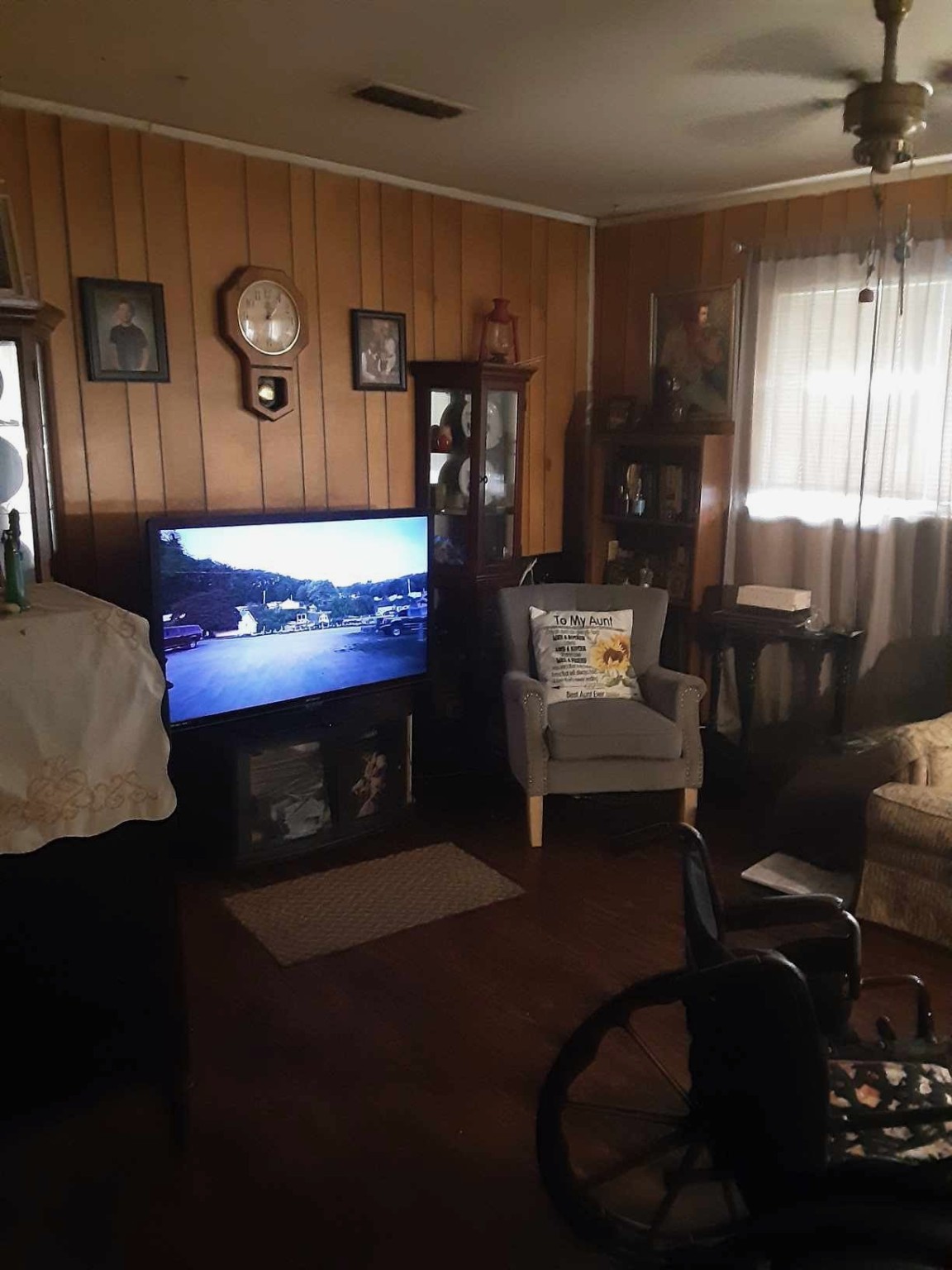 307 E 5th Street Justin TX 76247