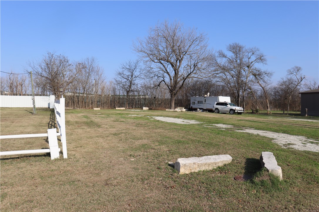 310 W Burleson Mart TX 76664
