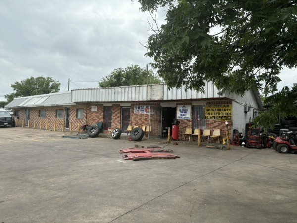 1601 N Kaufman Street Ennis TX 75119