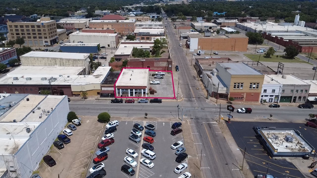 117 E Houston Street Sherman TX 75090