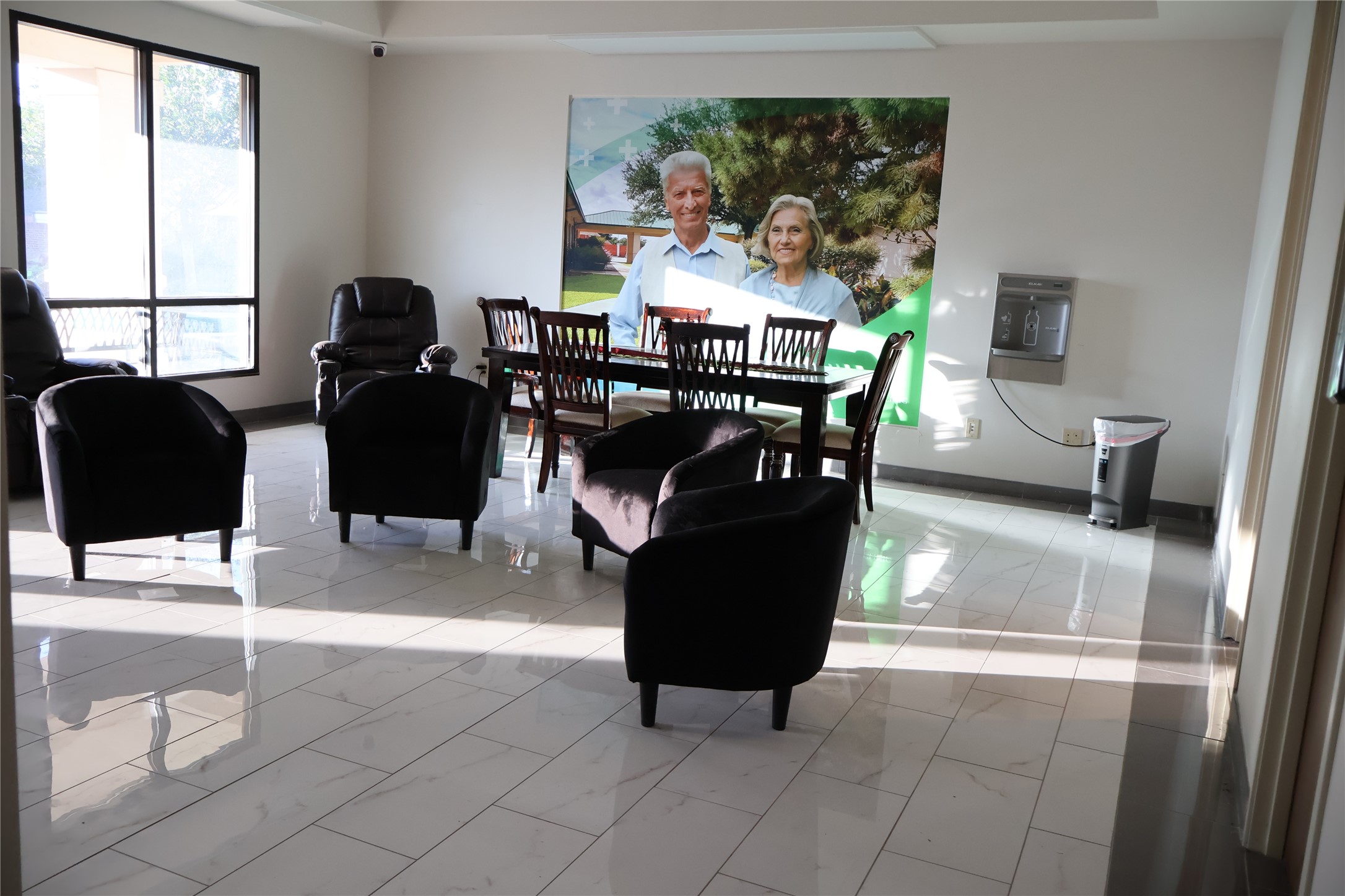 330 Grapevine Highway Hurst TX 76054