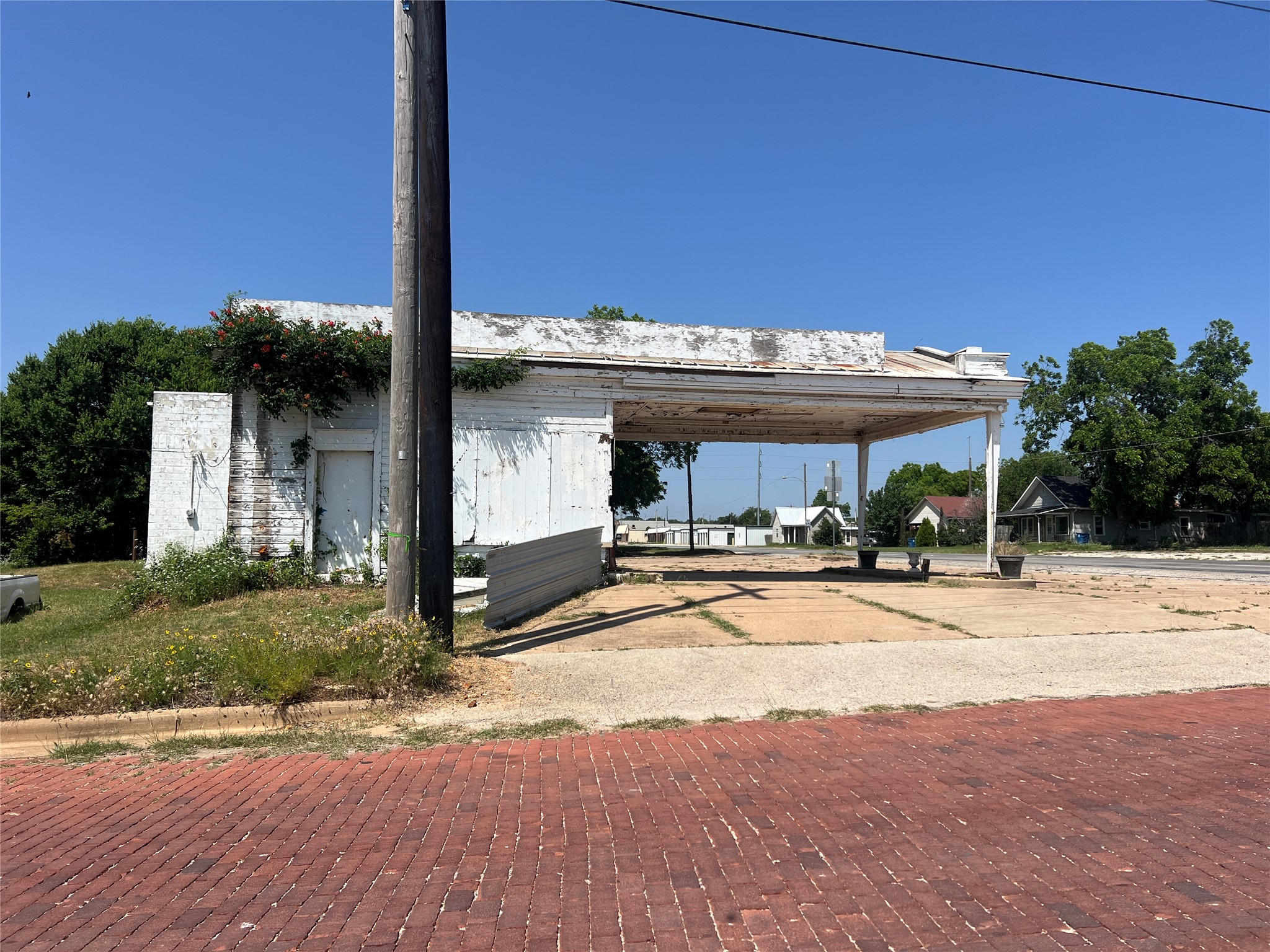 508 E 8th Street Cisco TX 76437