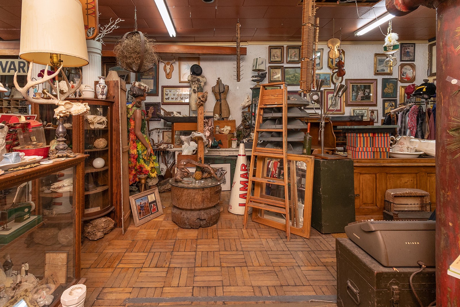 107, 109, 115 W Commerce Street Brady TX 76825