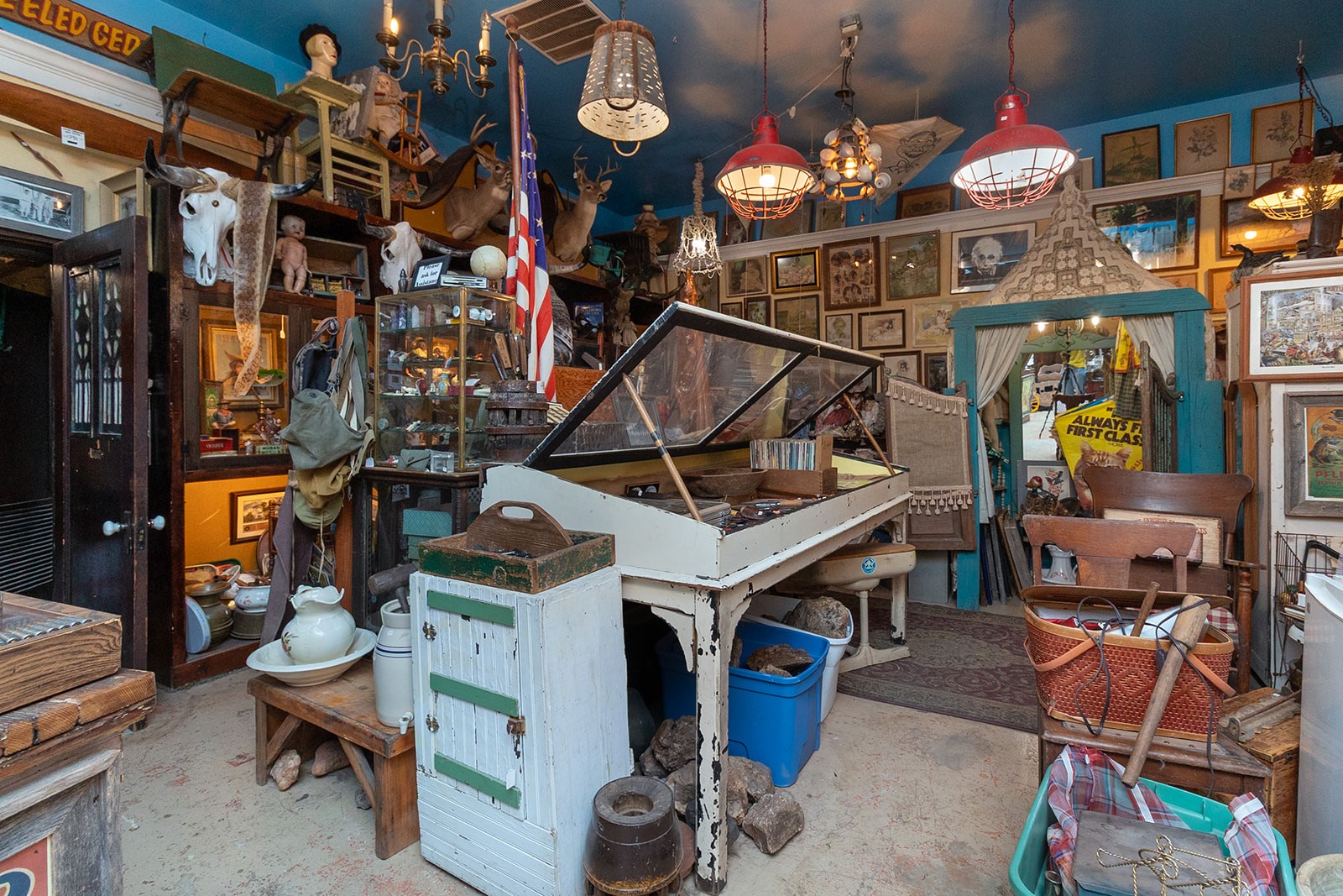 107, 109, 115 W Commerce Street Brady TX 76825