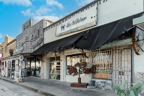 107,109,115 W Commerce Street Brady TX 76825
