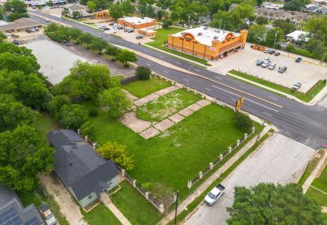 2217 W Waco Drive Waco TX 76707