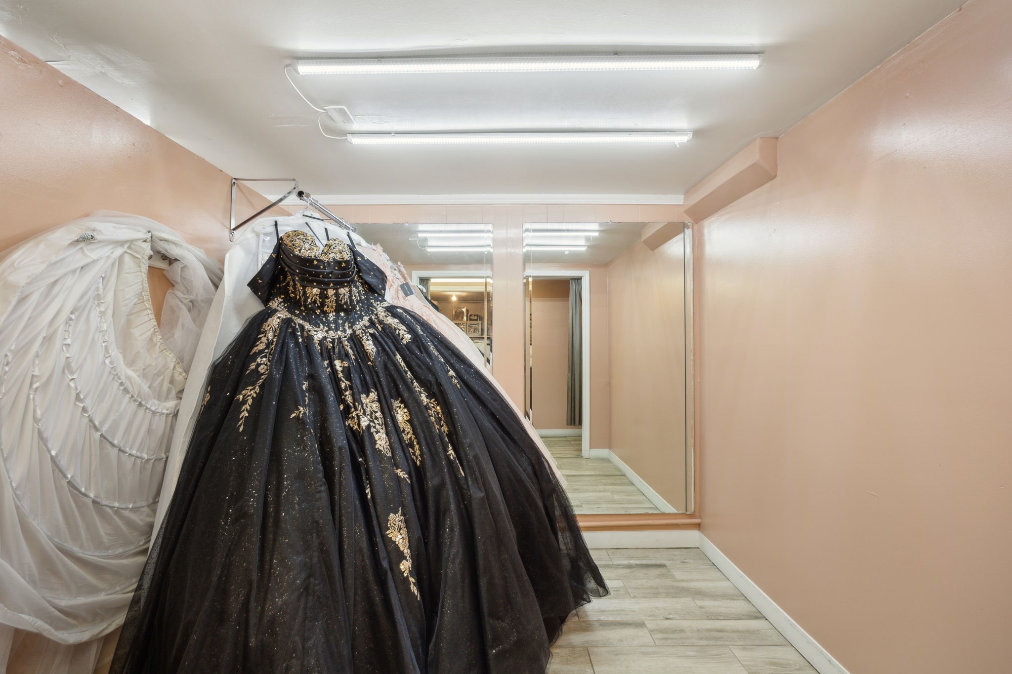 215 W Jefferson Boulevard Dallas TX 75208