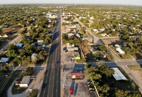 618 W Walker Street Breckenridge TX 76424