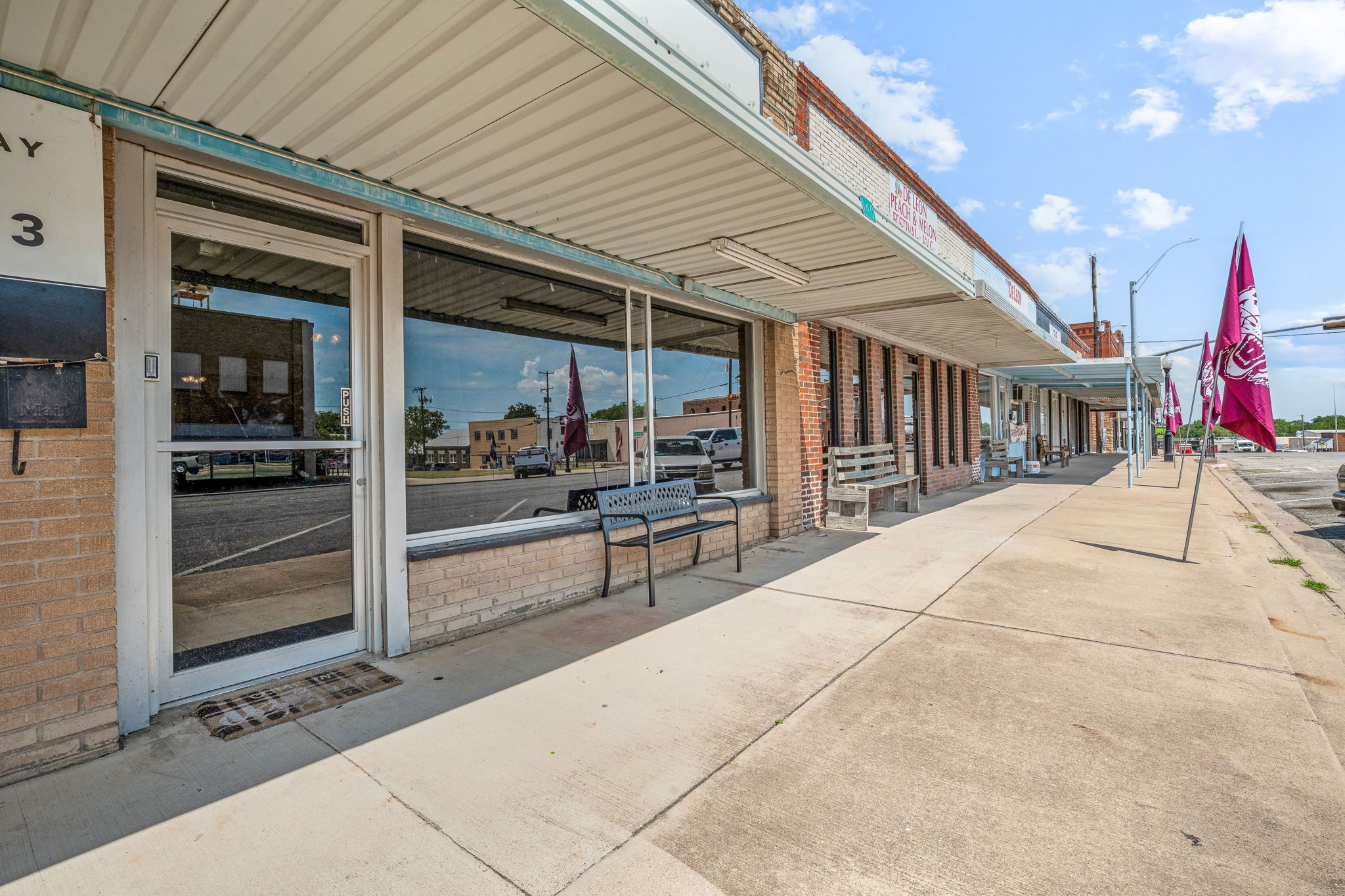140 S Texas Street De Leon TX 76444