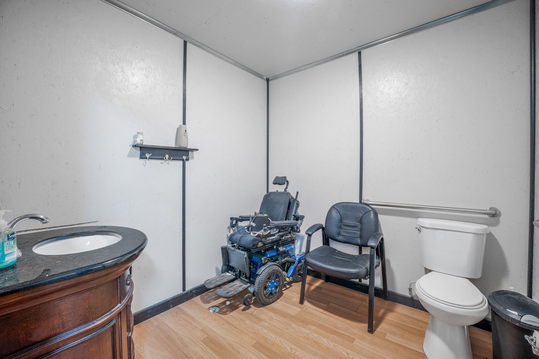 140 S Texas Street De Leon TX 76444