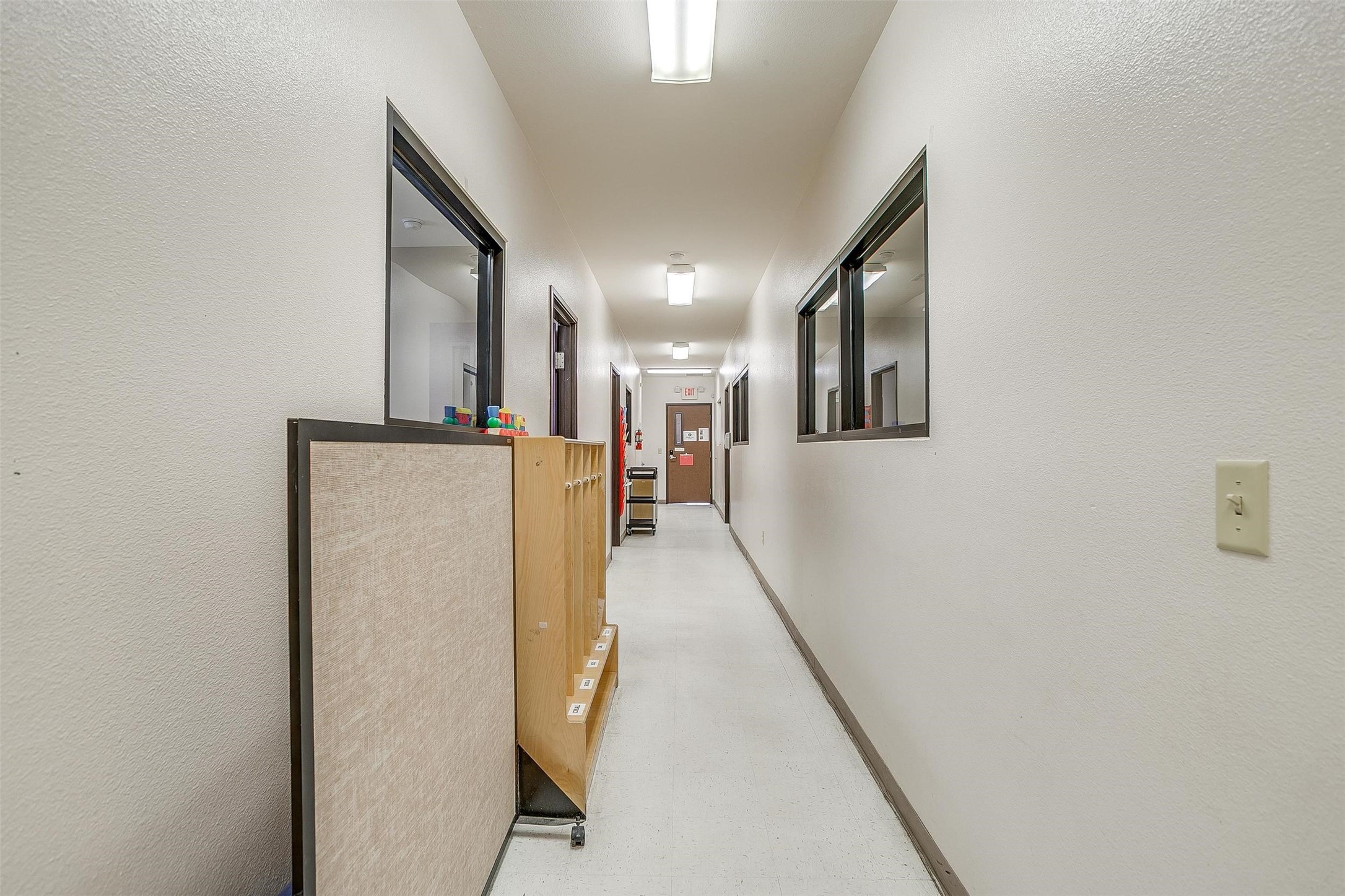 905 Roberts Cut Off River Oaks TX 76114