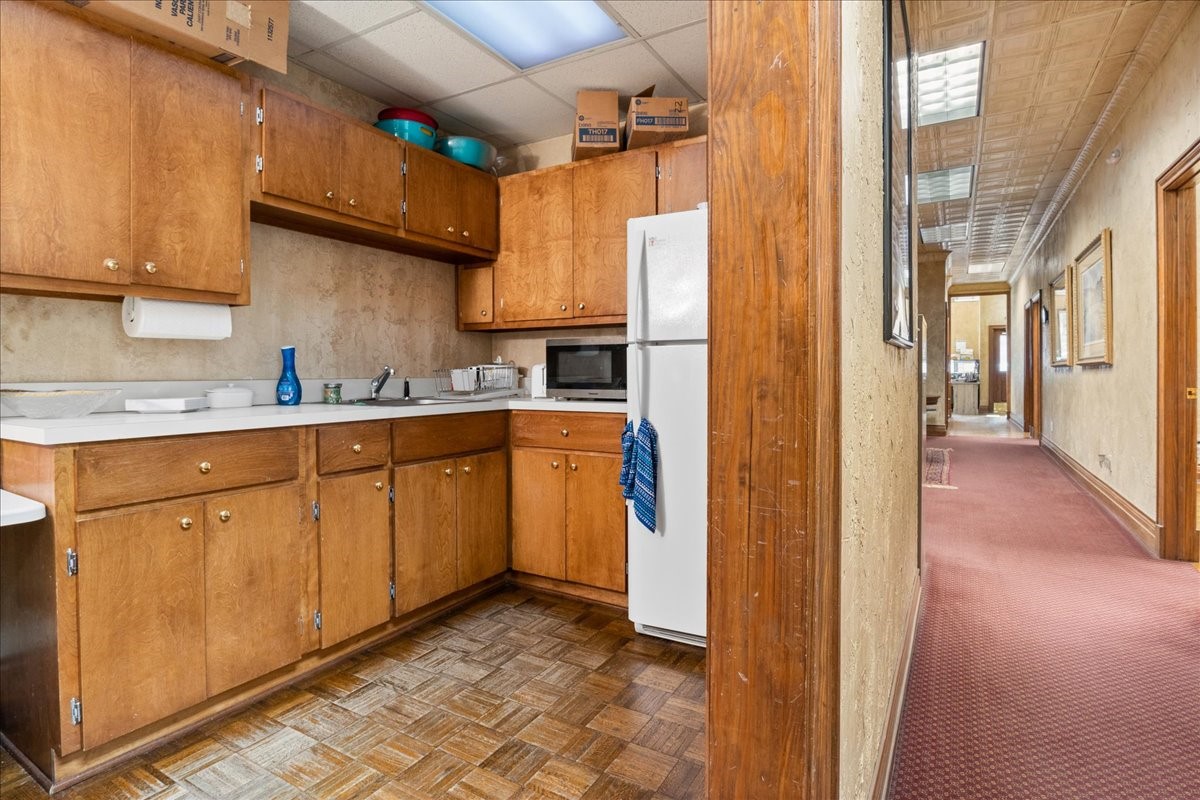 11 N Main Street Cleburne TX 76033