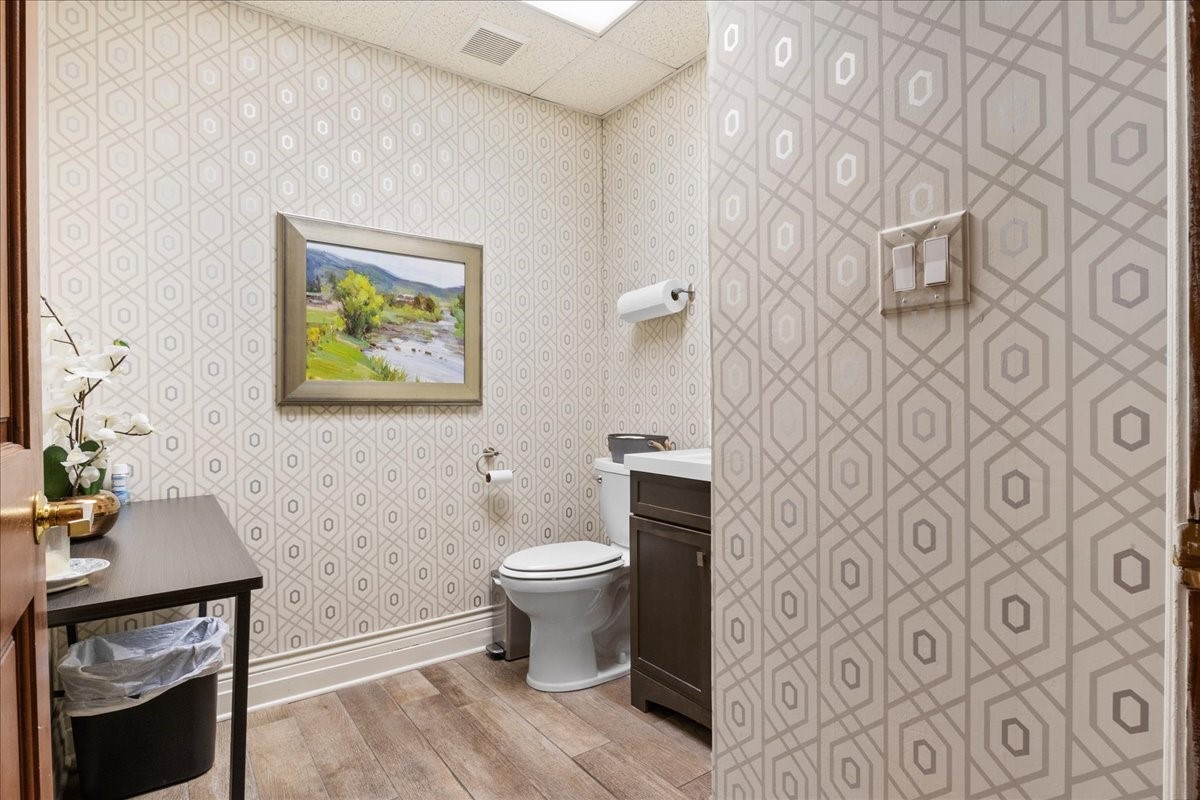 11 N Main Street Cleburne TX 76033