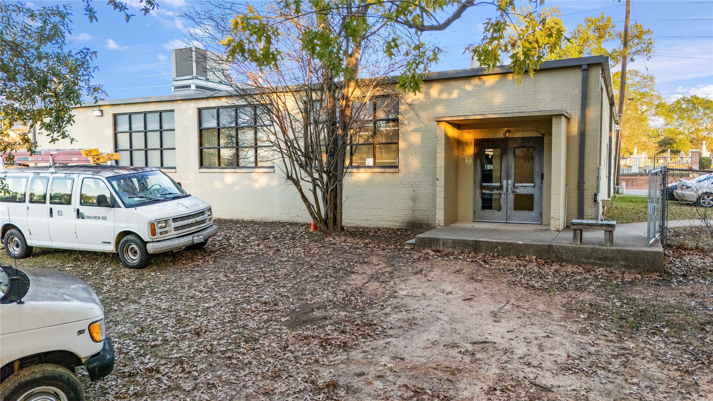 500 E Magrill Street Longview TX 75601