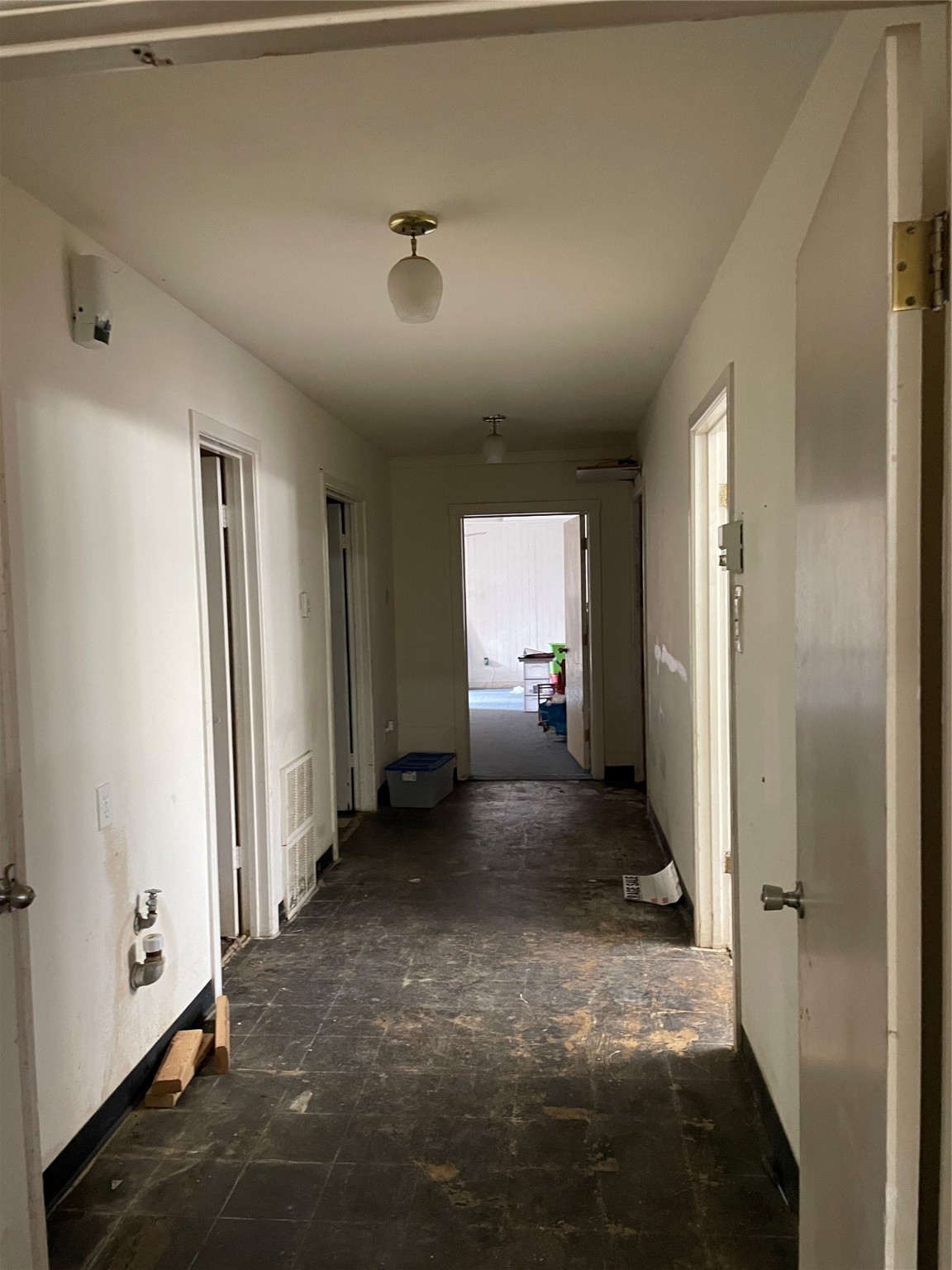510 E Oak Street West TX 76691
