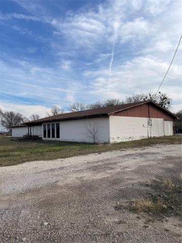 510 E Oak Street West TX 76691