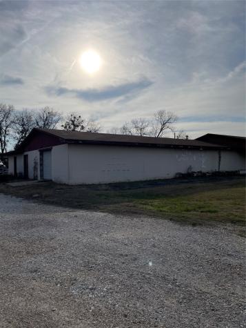 510 E Oak Street West TX 76691