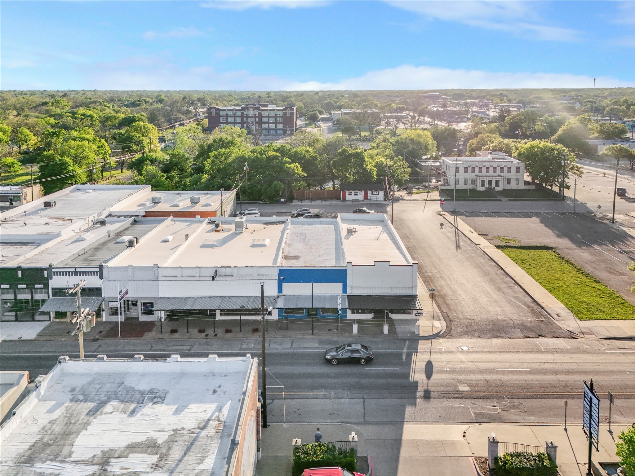 204 S Main Street Cleburne TX 76033