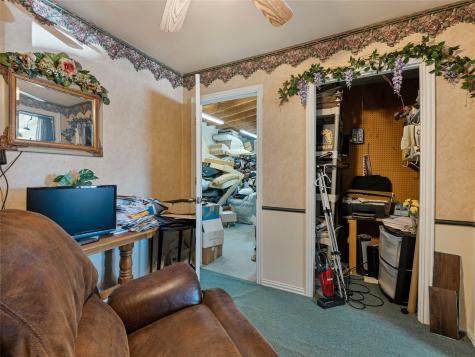 700 S Interstate Highway 45 Ennis TX 75119