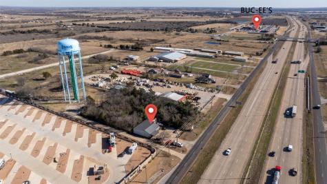 700 S Interstate Highway 45 Ennis TX 75119