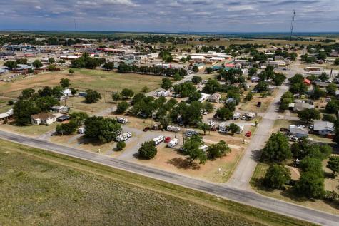 1604 C NW Childress TX 79201