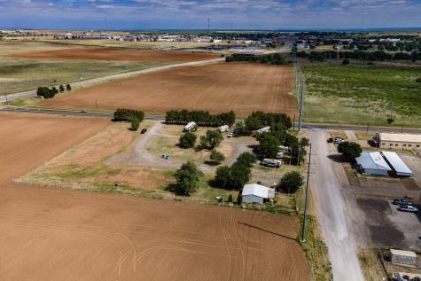 1604 C NW Childress TX 79201
