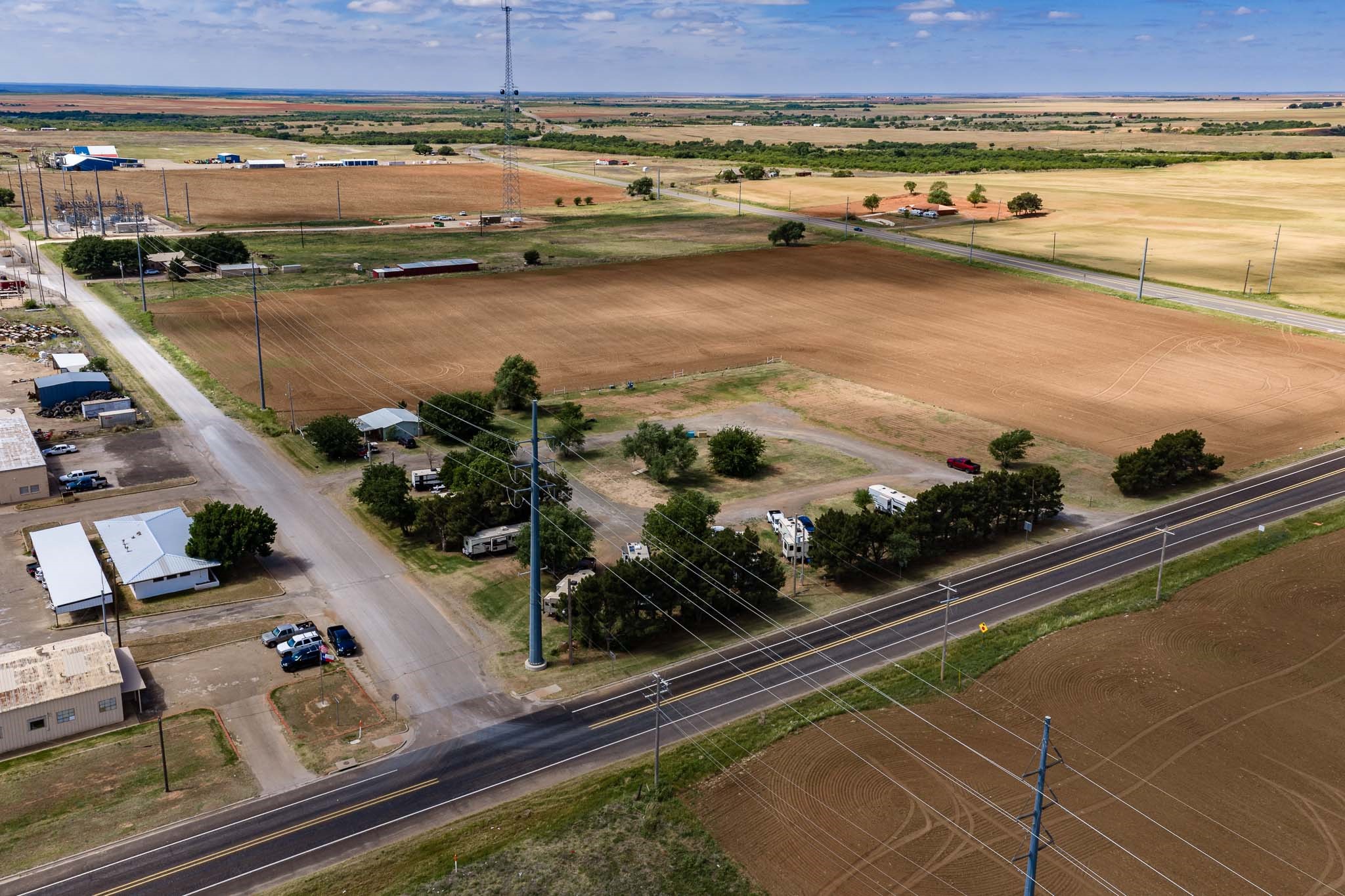 1604 C NW Childress TX 79201