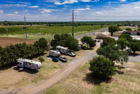 1604 C NW Childress TX 79201