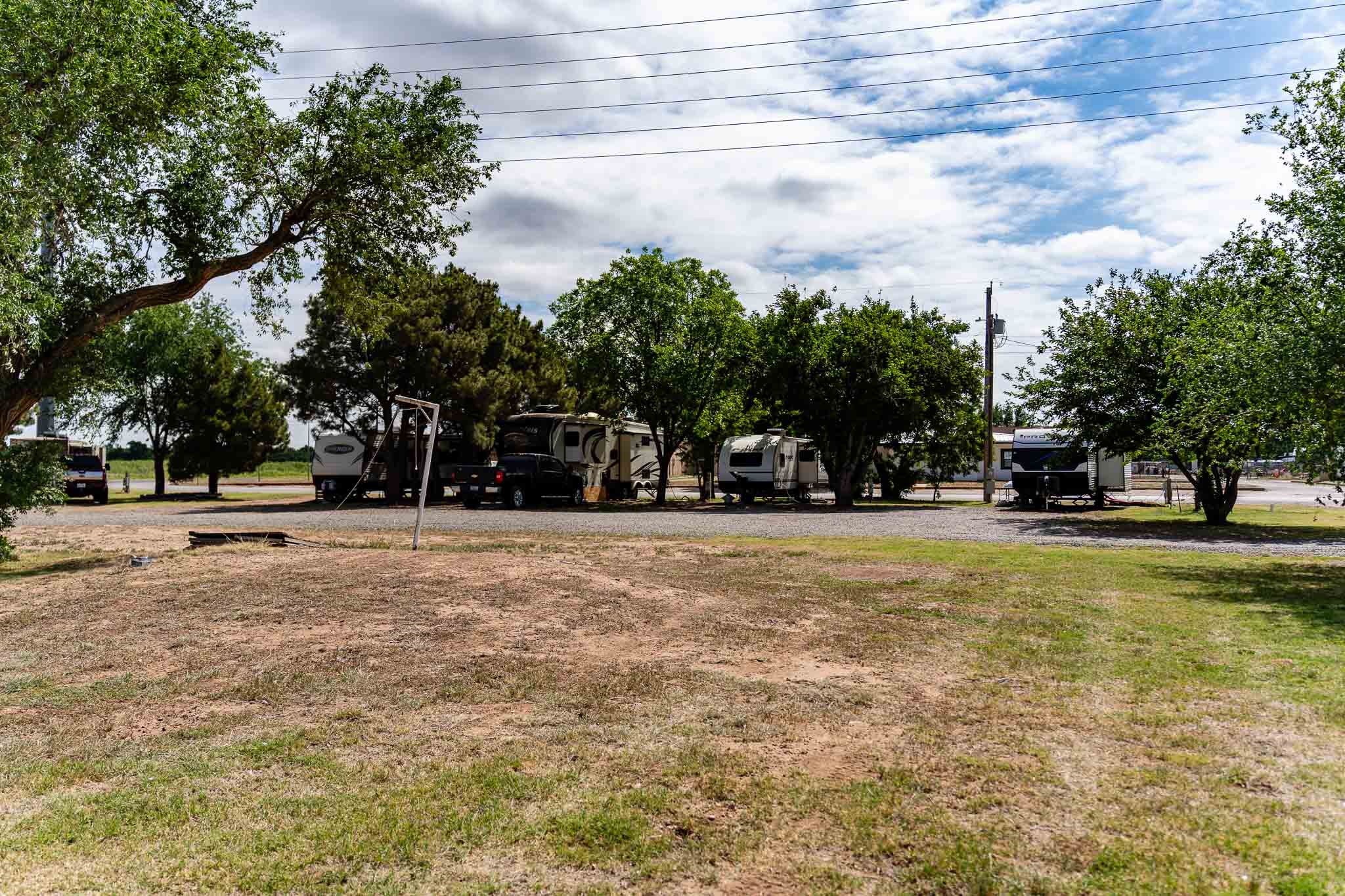 1604 C NW Childress TX 79201