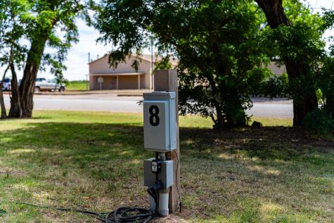 1604 C NW Childress TX 79201